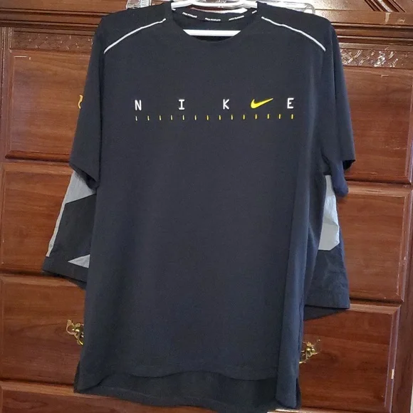 GUC Nike Trunks/shorts and Tshirt - Picture 2 of 4